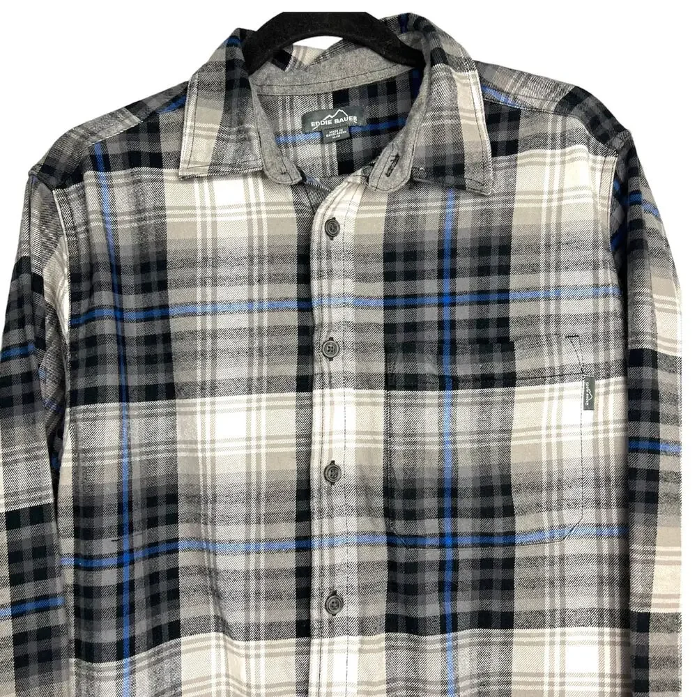EDDIE BAUER Men’s Flannel Button Front Shirt  Medium